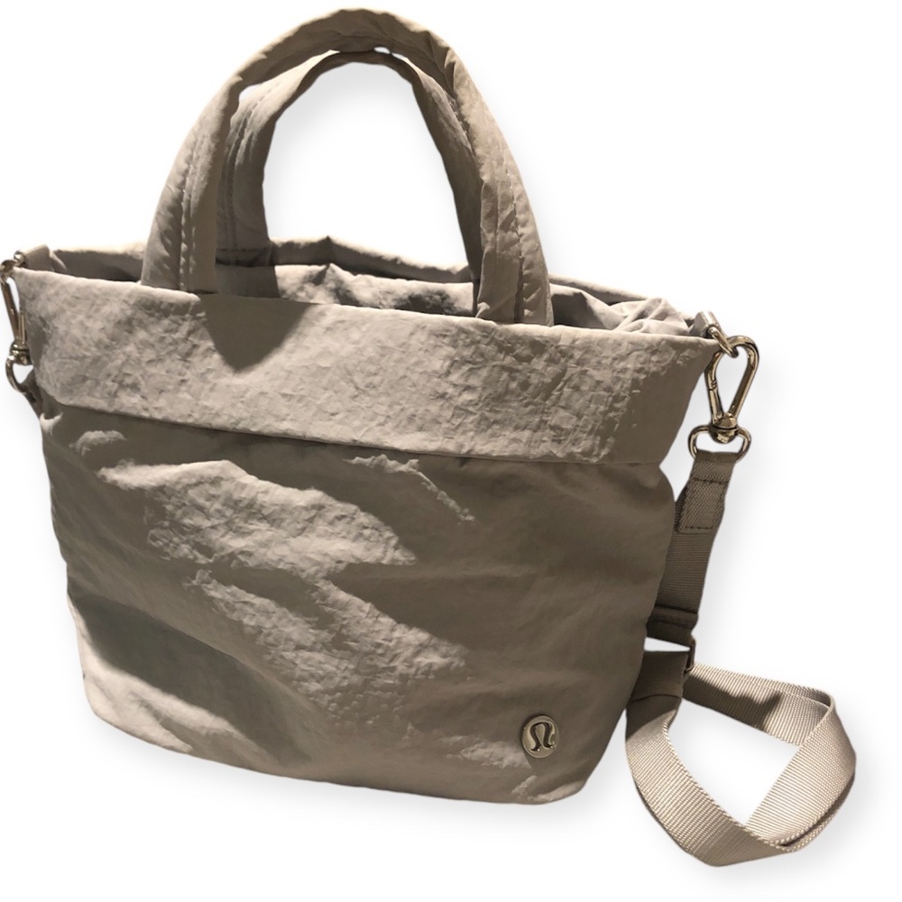 Lululemon | On My Level Micro Bag